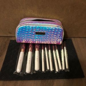 BH cosmetics brushes & Clinique bag